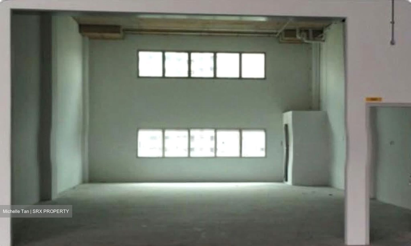 Ispace (D22), Factory #568306861